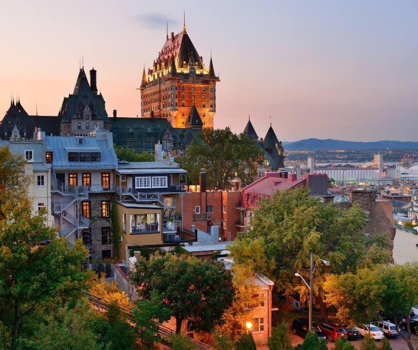 Initial / Medzi / Centre-Ville De Quebec Quebeque Exterior foto